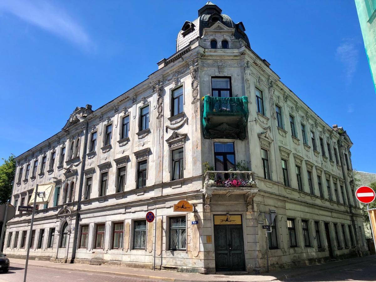 Bohemian Apartment In The Heart Of Old Ventspils City Екстериор снимка