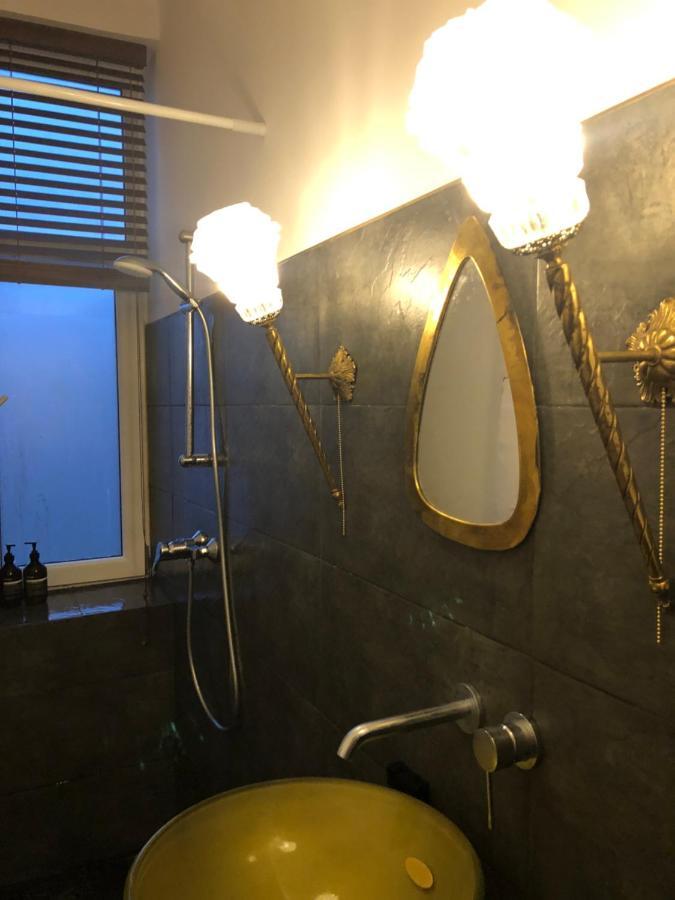 Bohemian Apartment In The Heart Of Old Ventspils City Екстериор снимка